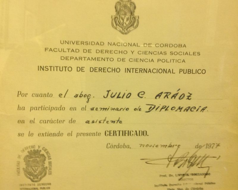 Seminario de Diplomacia: Facultad de Derecho y Ciencias Sociales-Universidad Nacional de Córdoba.-1977